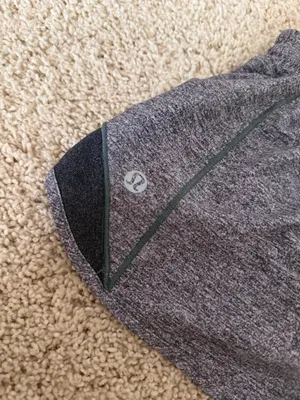 Lululemon Hotty Hot Shorts 2.5" thumbnail 3
