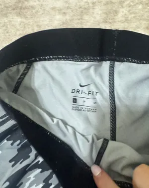 Nike pro shorts size small thumbnail 2
