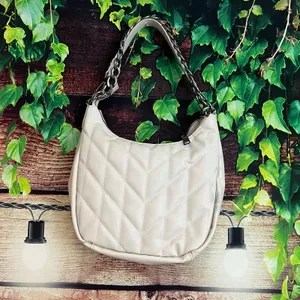 Steve Madden Chalk Quilted Hobo Bag Purse Handbag White Gray Supple 12x10x4 thumbnail 2