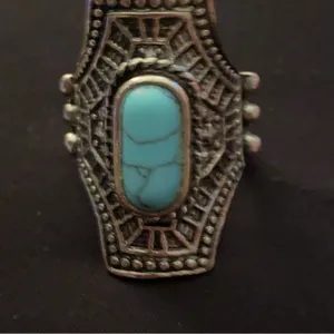 Womens Vintage Ring Size 6 Faux Turquoise Stone On Silver Ornate Rectangle thumbnail 3