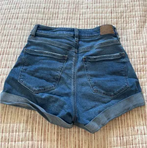 American eagle jean shorts  thumbnail 2