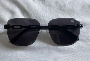 Quay Australia Sunglasses thumbnail 1