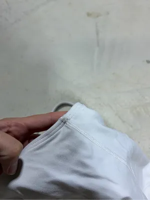 Lululemon White Women's V-Neck align Crop tank Top 8 thumbnail 4