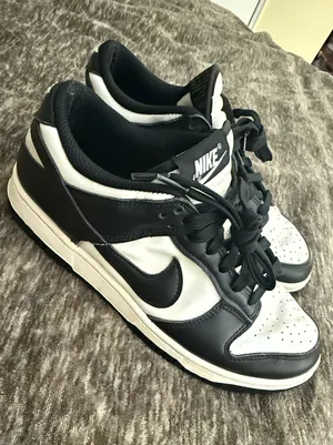 Nike Low Dunk Retro White Black Panda DD1391-100 Womens Size 8.5 - Men’s 7.5 thumbnail 1