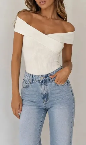 Abercrombie & Fitch White Ribbed Off Shoulder Bodysuit XS thumbnail 1