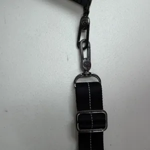 Lululemon Belt Bag Black Crossbody Fanny Pack Red Lining Adjustable Strap Preppy thumbnail 11