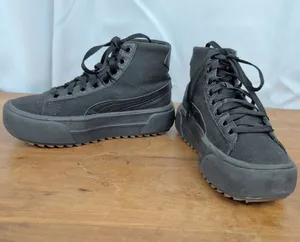 Ladies' Puma Kaia Black Platform Sneakers US 6 thumbnail 1
