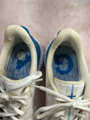 G/FORE White Sneakers with Light Blue Stripe 178 Size 8 thumbnail 3
