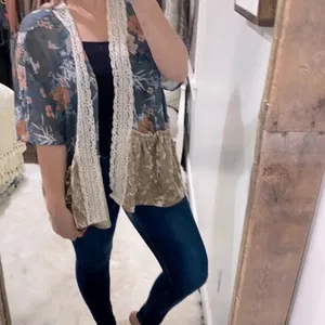 True Self Floral & crushed velvet boho cardigan size XLarge thumbnail 2