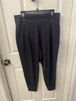 Vuori Dark Grey Ankle-Length Jogger Pants thumbnail 4
