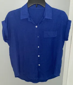 Boutique Blue Button Down thumbnail 1