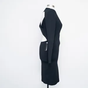 Alice & Olivia - Estelle Twist Detail‎ Body-con Dress. thumbnail 9