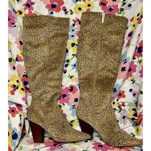 Crown & Ivy Azalea Cheetah Sz6 Knee High Fabric Pointy Toe Side Zip Boots thumbnail 8