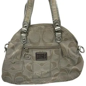 COACH M Size Tan Signatur Jacquard Fabric Handbag thumbnail 1