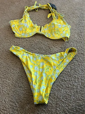 Bathing suit 2 pcs set top bottom size uk 14 us 10 eu 42 unused no tags thumbnail 1