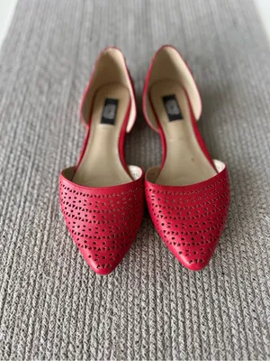 Jones New York Red Perforated Leather Pointed Toe Flats Size 6 thumbnail 8
