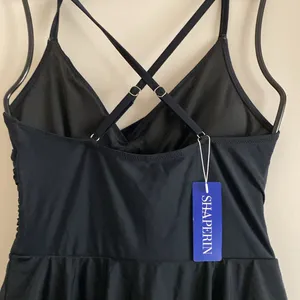 SHAPERIN Swim Dress Medium Women 1pc Skirted Swimsuit Tummy Control Bathing Suit thumbnail 5