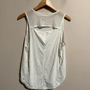 Lululemon Sculpt Tank Top White- Size Medium thumbnail 2