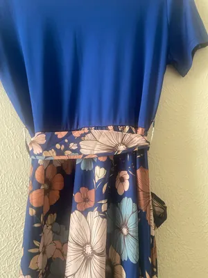 Women’s Blue Floral Midi Dress with Tie Waist thumbnail 11