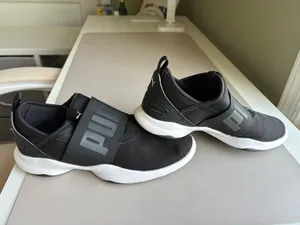 Puma Sneakers Women’s Black thumbnail 4