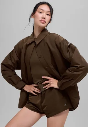 Alo Yoga NWT Socialite Shacket Button Down Pockets Expresso Size L SOLD OUT thumbnail 1