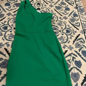 Superdown Nava Asymmetrical Mini Dress Small‎ thumbnail 6