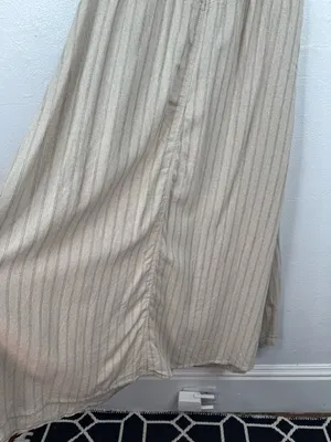 Max Studio London Maxi Skirt Size M Beige Pin Striped Elastic Waist with Pockets thumbnail 5