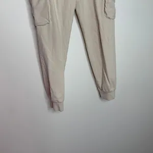 ALO Yoga High Rise Cargo Sweat Pant Cuffed Jogger 7/8 Size XS Womens thumbnail 12