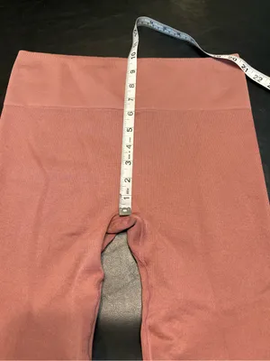 Fabletics Mauve High-Waist Seamless Leggings with Leopard Jacquard pattern Sz M thumbnail 8