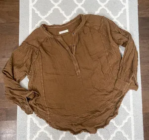 We The Free forest green oversized soft linen long sleeve Henley flowy top thumbnail 2