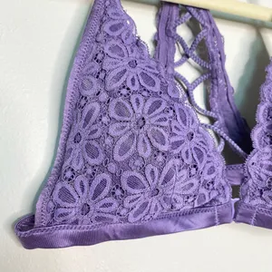 NWOT Victoria’s Secret Purple Lavender Floral Lace Bralette thumbnail 3