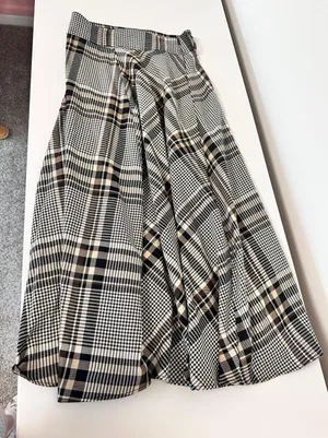H&M Long Skirt thumbnail 1