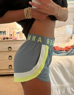 Under Armour Shorts thumbnail 4