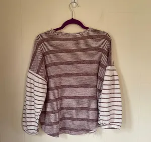 Umgee cardigan sweater maroon striped balloon sleeves short length Women’s sz L thumbnail 4