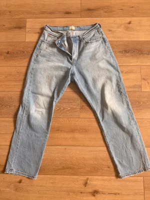 Levi's Women's 501° Curve Jeans thumbnail 1