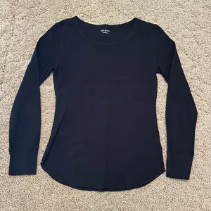 ‼️Old Navy Waffle Long Sleeve‼️ thumbnail 1