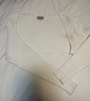 Edikted Sweater thumbnail 3