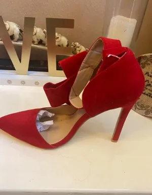 Delevenin RED STILETTO HEELS WITH ANKLE STRAP WITH BOW SIZE 8 thumbnail 6