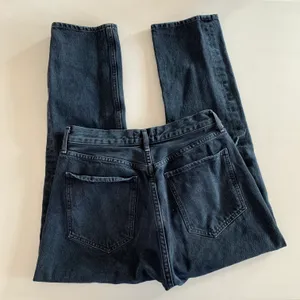 28 Riley High Rise Straight Crop Jeans Unseen Dark Wash Indigo Blue thumbnail 3