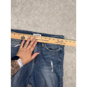 good american good cuts cropped bootcut jeans good waist 4/27 thumbnail 9