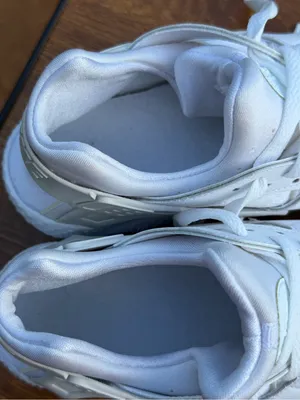 Nike Air Huarache Triple White Sneakers Shoes 654275-110 Youth 7Y thumbnail 4
