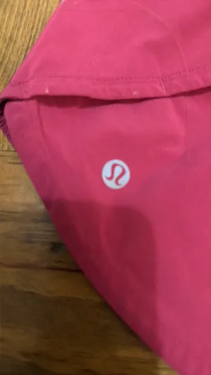Lululemon Shorts Hotty 2.5" thumbnail 4