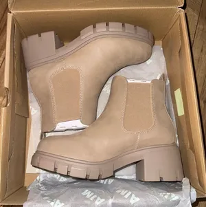 Mia Women’s Ivy boots thumbnail 1