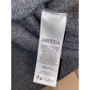 Women's Gray Aritzia TNA Crewneck Sweatshirt Size Medium Cozy Fleece‎ thumbnail 2