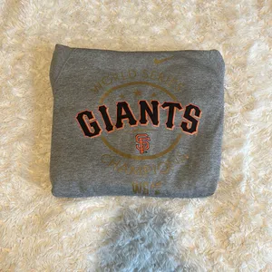 Nike SF Giants women’s sweatshirt thumbnail 1