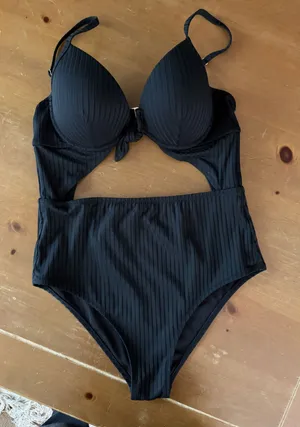 Shade & Shore Ribbed black one piece cut out swimsuit thumbnail 1
