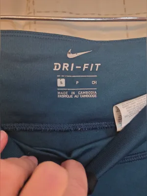Nike DRI-FIT Capri Active Legging thumbnail 7