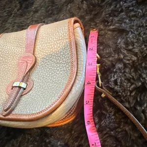Vintage Dooney & Bourke Taupe all Leather crossbody bag thumbnail 10