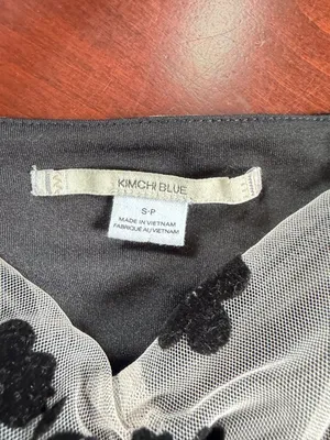 Urban Outfitters Kimchi Blue Sheer Floral Overlay Crop Top Blouse Size Small thumbnail 7