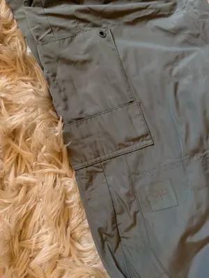 Alo Yoga Greyish Blue Cargo Track Pants thumbnail 4